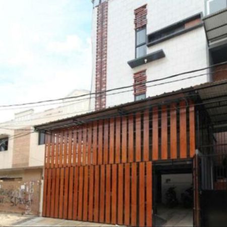 Kamar Keluarga Duri Kosambi Hotel Jakarta Kültér fotó