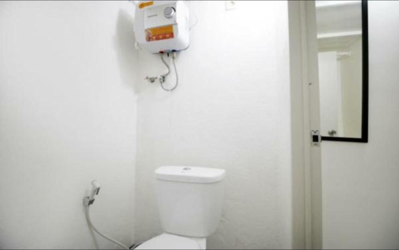 Kamar Keluarga Duri Kosambi Hotel Jakarta Kültér fotó